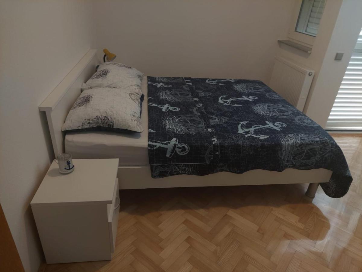 Apartments "Jope I Toni" Biograd na Moru Kültér fotó