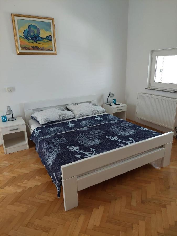 Apartments "Jope I Toni" Biograd na Moru Kültér fotó