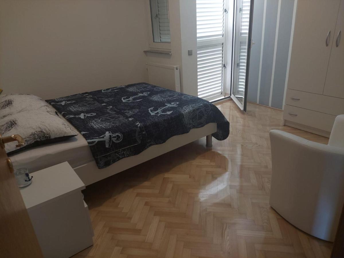 Apartments "Jope I Toni" Biograd na Moru Kültér fotó
